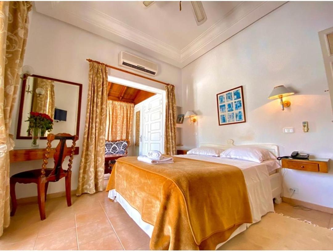 Plaza Corniche Hotell La Marsa Eksteriør bilde